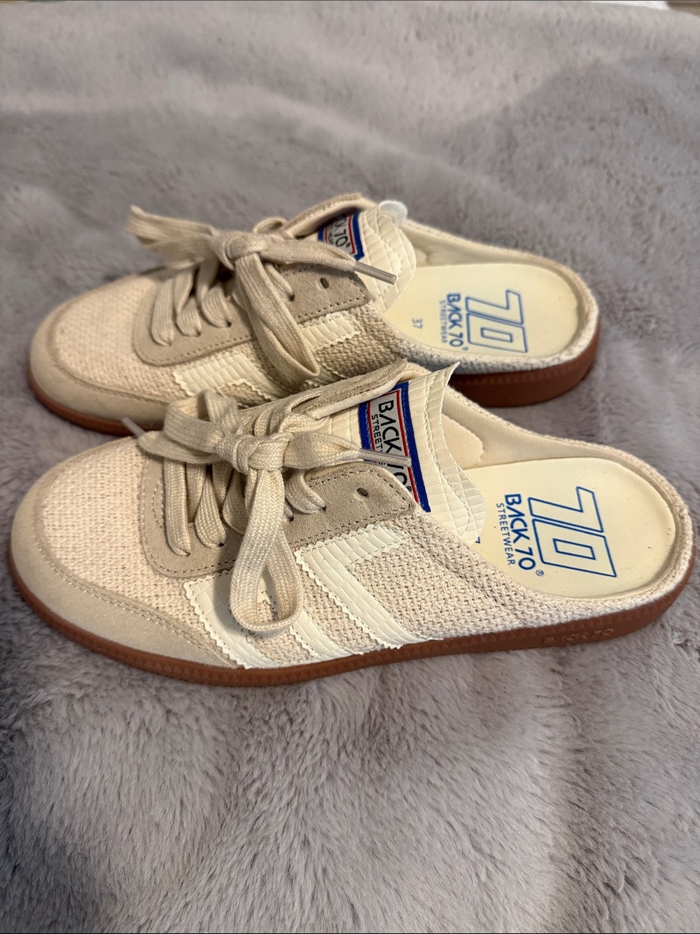 Back 70s Easter Mule in Sacco Milk